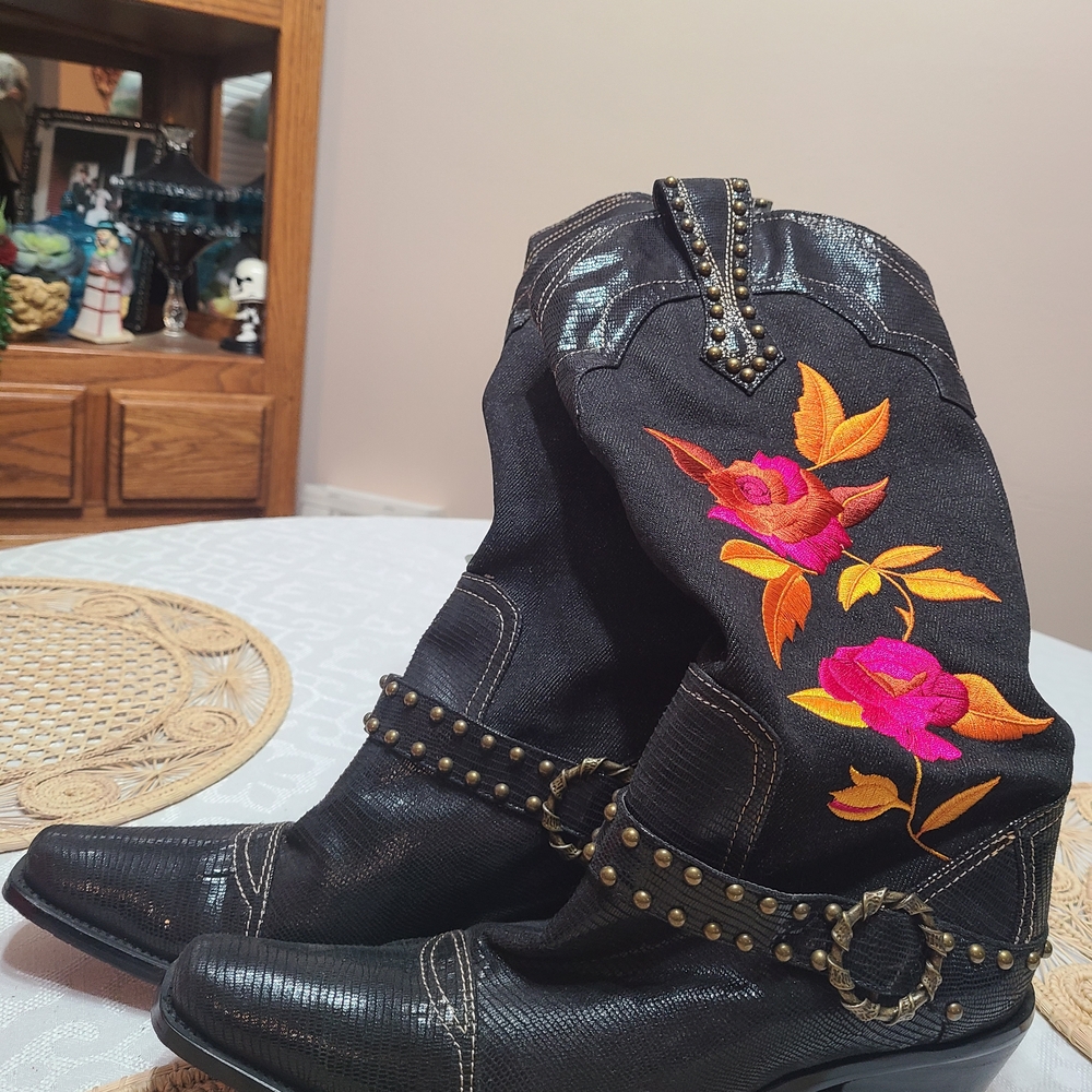 J.Renee Black Heeled Boots with Pink & Orange Floral Embroidery - Picture 2 of 7